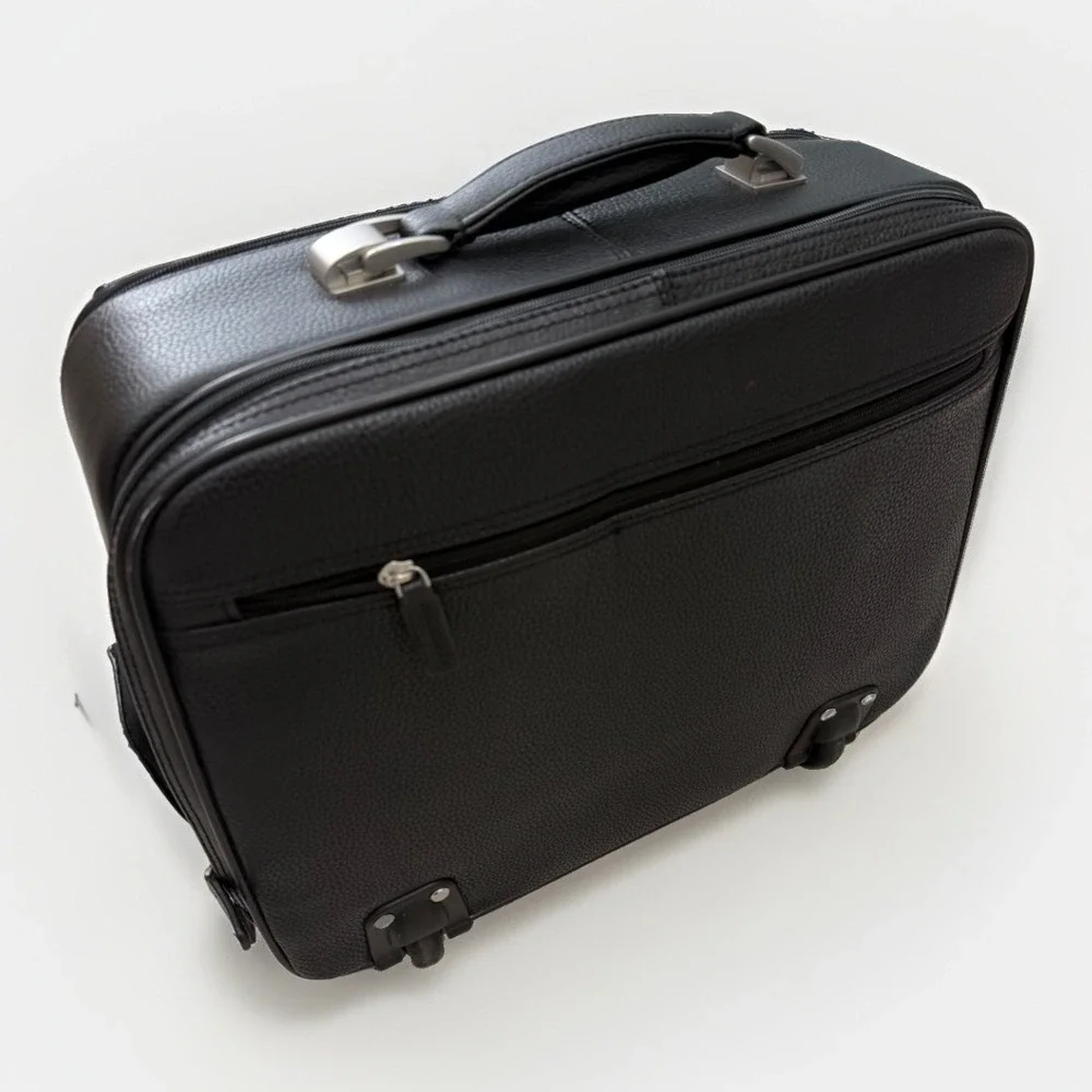 Brooks Brothers Business Case Black Leather Rolling Carry-on 18